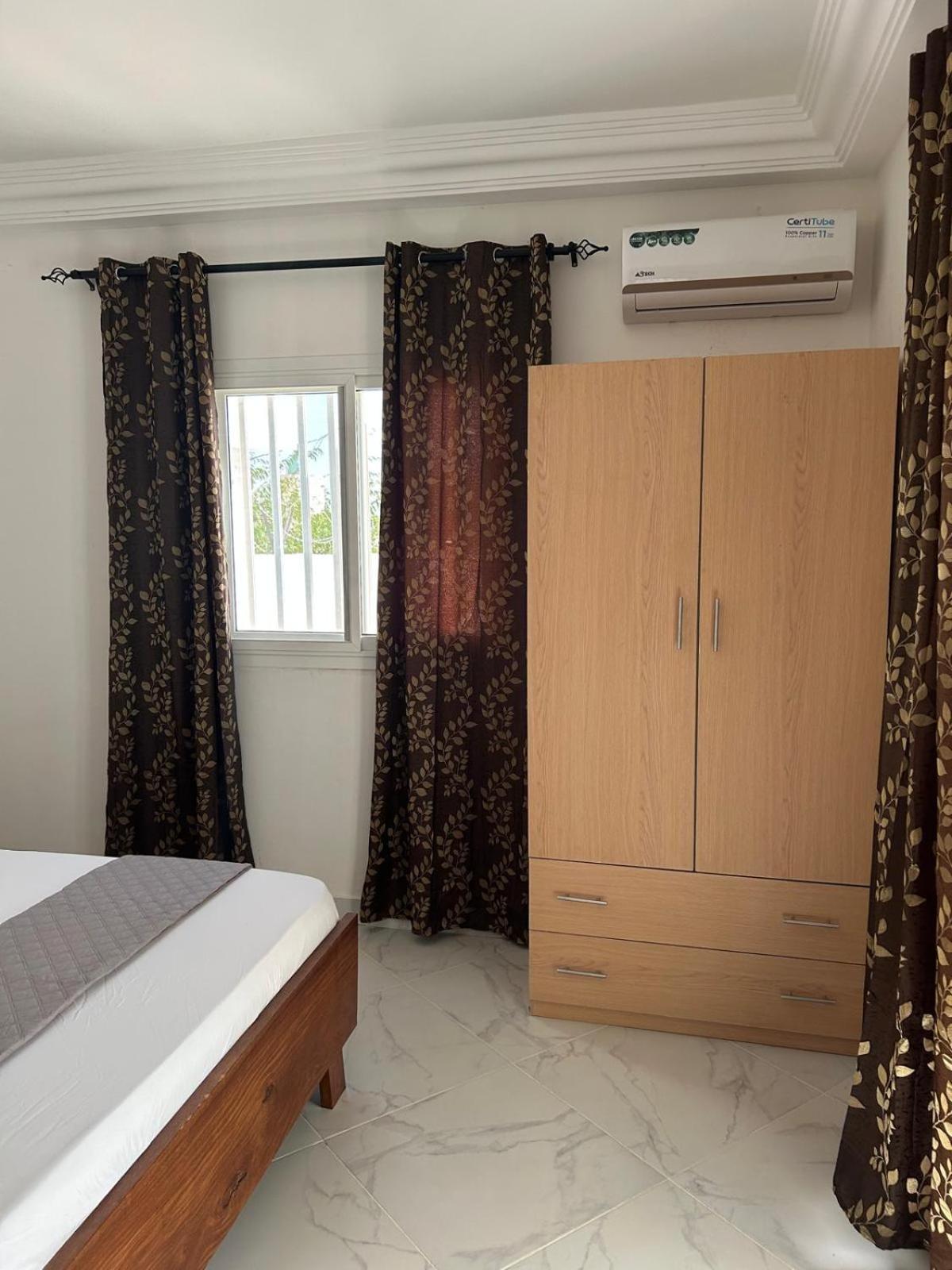 Residence Mina Toubab Dialaw Luaran gambar